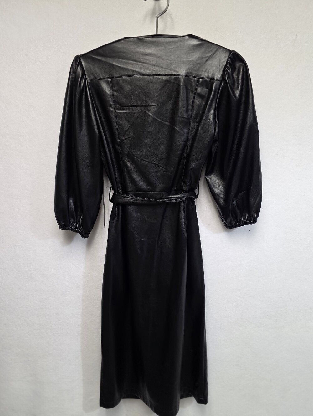 House of Harlow 1960 Black Faux-Leather Midi Belted Ruched Dress Size XS - Picture 11 of 14